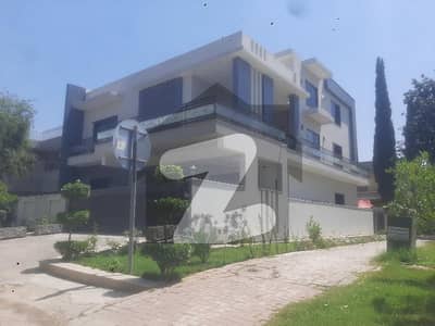 F10 500 Square Yard Full House Available F10 500 Square Yard Full House Available