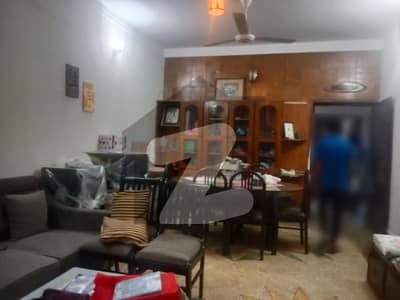 علامہ اقبال ٹاؤن لاہور میں 2 کمروں کا 10 مرلہ زیریں پورشن 52.0 ہزار میں کرایہ پر دستیاب ہے۔ علامہ اقبال ٹاؤن لاہور میں 2 کمروں کا 10 مرلہ زیریں پورشن 52.0 ہزار میں کرایہ پر دستیاب ہے۔