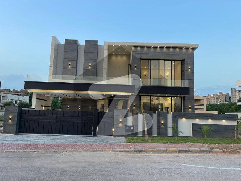Kanal Brand New House Kanal Brand New House