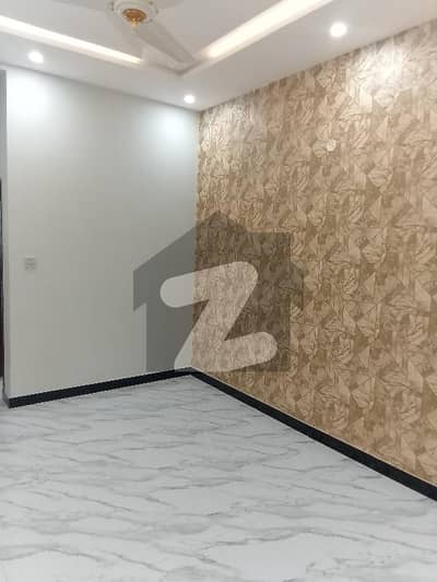 جناح گارڈنز ایف ای سی ایچ ایس,اسلام آباد میں 3 کمروں کا 6 مرلہ مکان 2.35 کروڑ میں برائے فروخت۔