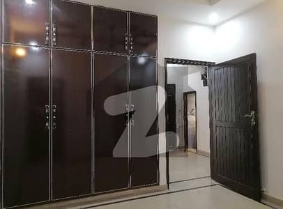 خدا بخش کالونی کینٹ,لاہور میں 3 کمروں کا 3 مرلہ مکان 1.2 کروڑ میں برائے فروخت۔