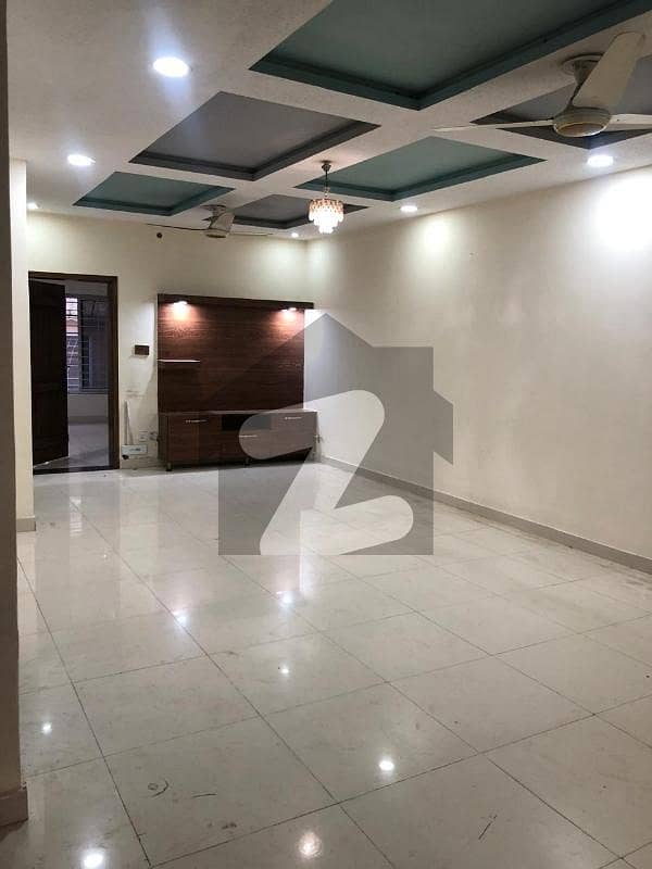 Upper Portion For Rent