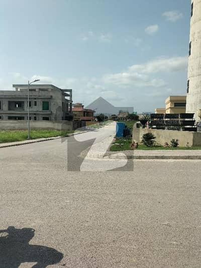 5 Marla possession ready to construction highted location plot available for sale on investor price in Taj Residencia Gardenia block 5 Marla possession ready to construction highted location plot available for sale on investor price in Taj Residencia Gardenia block