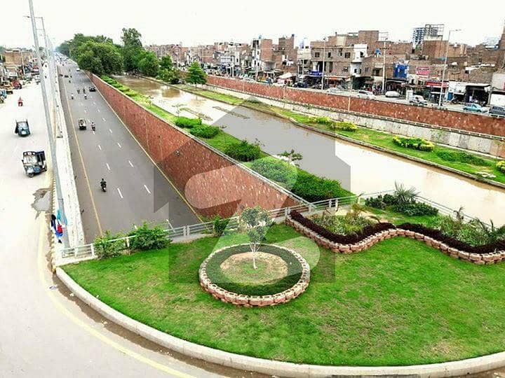کینال ولاز کینال ایکسپریس,فیصل آباد میں 7 مرلہ رہائشی پلاٹ 1.25 کروڑ میں برائے فروخت۔ کینال ولاز کینال ایکسپریس,فیصل آباد میں 7 مرلہ رہائشی پلاٹ 1.25 کروڑ میں برائے فروخت۔