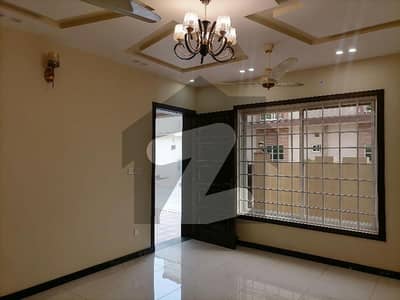 Spacious House Is Available For rent In Ideal Location Of Bahria Town Phase 6 Spacious House Is Available For rent In Ideal Location Of Bahria Town Phase 6