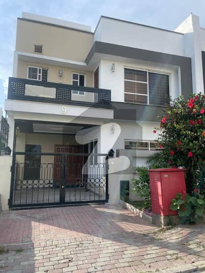 House For Sale In Sector B 3 Bedroom 1 Study Room With Attached Bath Solid Construction The Best Location For Living Bahria Enclave, Islamabad House For Sale In Sector B 3 Bedroom 1 Study Room With Attached Bath Solid Construction The Best Location For Living Bahria Enclave, Islamabad