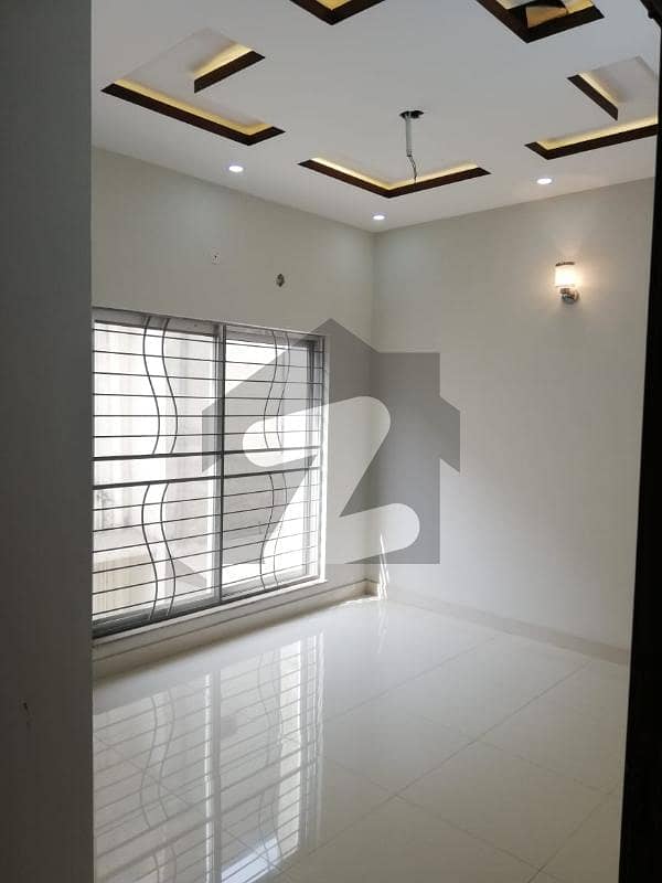 5 Marla Old House For Sale 5 Marla Old House For Sale