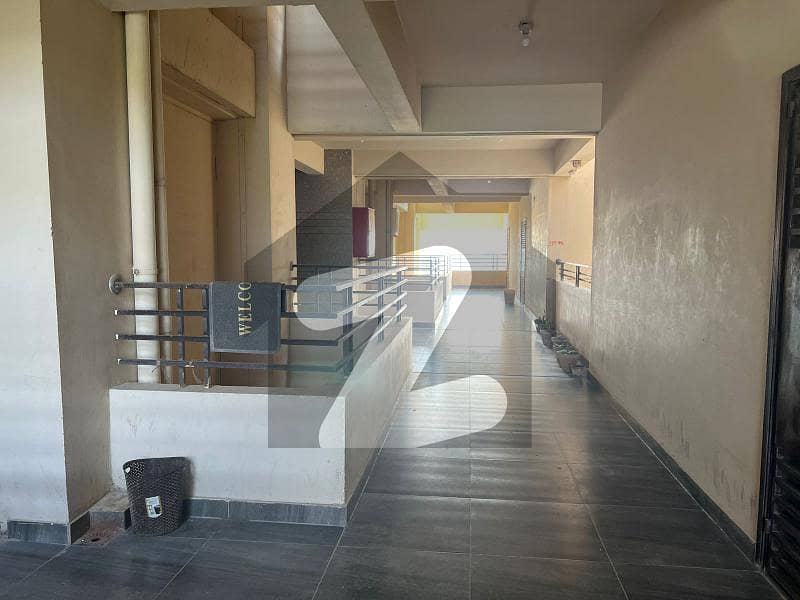 Saima Jinnah Avenue 3bed Dd Road Facing Saima Jinnah Avenue 3bed Dd Road Facing