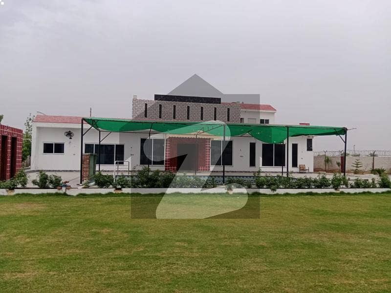 بیدیاں روڈ لاہور میں 3 کمروں کا 8 کنال فارم ہاؤس 35.0 ہزار میں کرایہ پر دستیاب ہے۔ بیدیاں روڈ لاہور میں 3 کمروں کا 8 کنال فارم ہاؤس 35.0 ہزار میں کرایہ پر دستیاب ہے۔