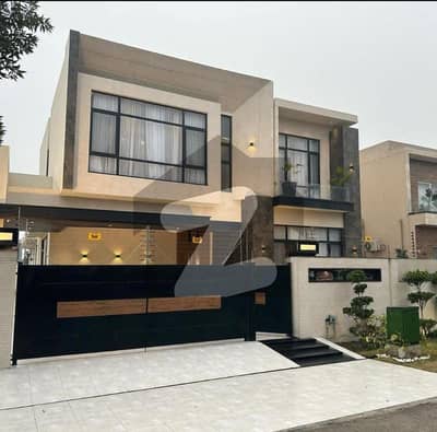 1 Kanal Luxury Upper Portion On Top Location For Rent in DHA Phase 7 Lahore