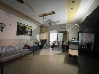 1 Kanal Maintained House Available For Sale