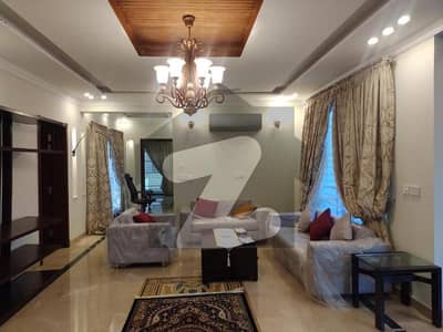 ڈی ایچ اے فیز 5 - بلاک ای فیز 5,ڈیفنس (ڈی ایچ اے),لاہور میں 6 کمروں کا 1 کنال مکان 5.0 لاکھ میں کرایہ پر دستیاب ہے۔ ڈی ایچ اے فیز 5 - بلاک ای فیز 5,ڈیفنس (ڈی ایچ اے),لاہور میں 6 کمروں کا 1 کنال مکان 5.0 لاکھ میں کرایہ پر دستیاب ہے۔