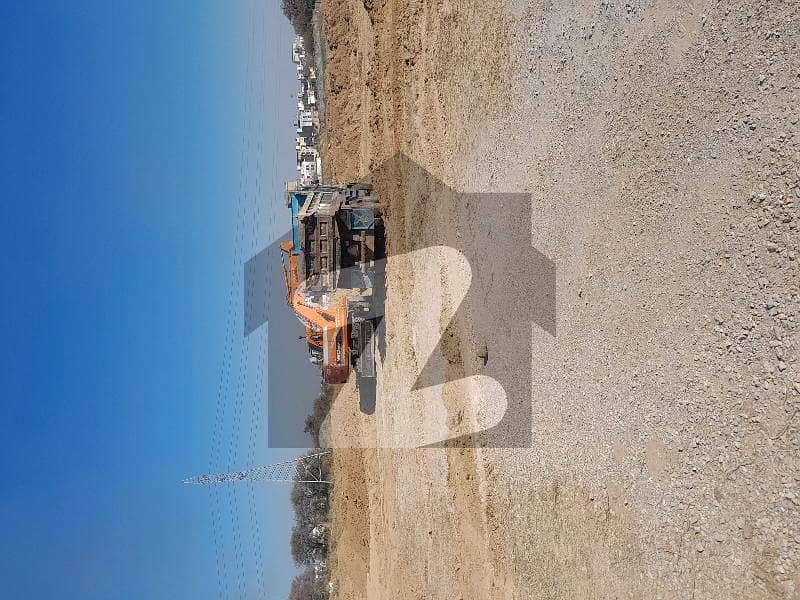 ONE KANAL RESIDENTIAL PLOT FOR SALE IN C. 15 ONE KANAL RESIDENTIAL PLOT FOR SALE IN C. 15
