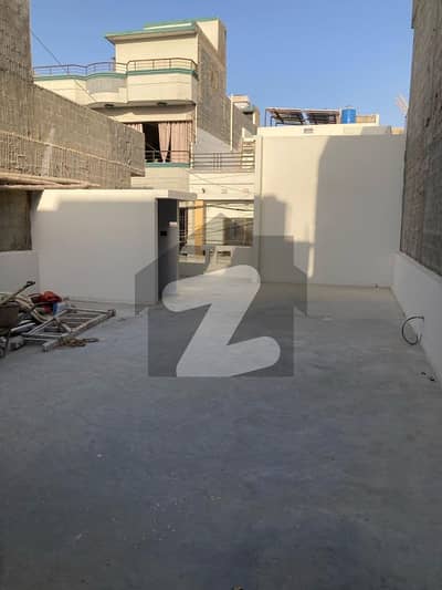 120 Sq Yds. A Beautiful 2-Bed in Prime Spot