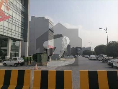 ڈی ایچ اے فیز 6 - سی سی 2 بلاک ڈی ایچ اے فیز 6,ڈیفنس (ڈی ایچ اے),لاہور میں 8 مرلہ کمرشل پلاٹ 8.5 کروڑ میں برائے فروخت۔ ڈی ایچ اے فیز 6 - سی سی 2 بلاک ڈی ایچ اے فیز 6,ڈیفنس (ڈی ایچ اے),لاہور میں 8 مرلہ کمرشل پلاٹ 8.5 کروڑ میں برائے فروخت۔
