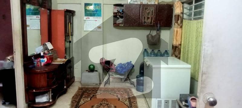 650 Square Feet Flat For Sale In Gulberg Town 650 Square Feet Flat For Sale In Gulberg Town