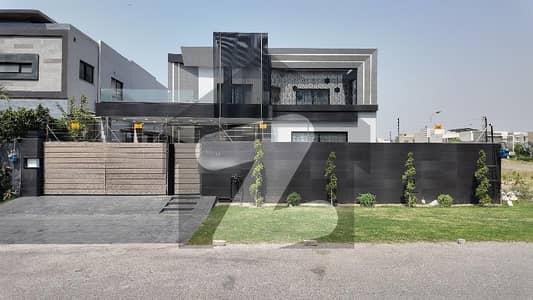 Highly-Desirable House Available In DHA Phase 6 - Block J For sale Highly-Desirable House Available In DHA Phase 6 - Block J For sale