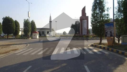 "INVESTMENT FUTURE DHA 10"_ 5 MARLA PLOT FOR SALE NEAR MAIN BOULEVARD