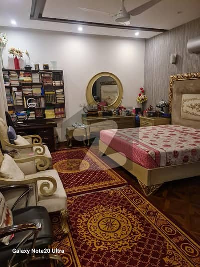 ویلینشیاء ۔ بلاک ایچ ویلینشیاء ہاؤسنگ سوسائٹی,لاہور میں 6 کمروں کا 10 مرلہ مکان 1.7 لاکھ میں کرایہ پر دستیاب ہے۔ ویلینشیاء ۔ بلاک ایچ ویلینشیاء ہاؤسنگ سوسائٹی,لاہور میں 6 کمروں کا 10 مرلہ مکان 1.7 لاکھ میں کرایہ پر دستیاب ہے۔