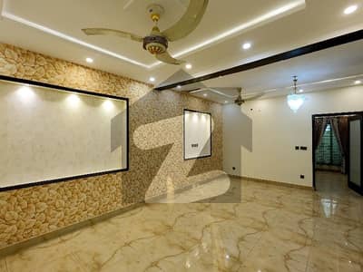 Prime Location House Of 5 Marla Is Available For sale In Central Park - Block E, Lahore Prime Location House Of 5 Marla Is Available For sale In Central Park - Block E, Lahore