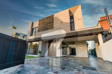One Kanal Luxury Class Master Piece Bungalow In Reasonable Price