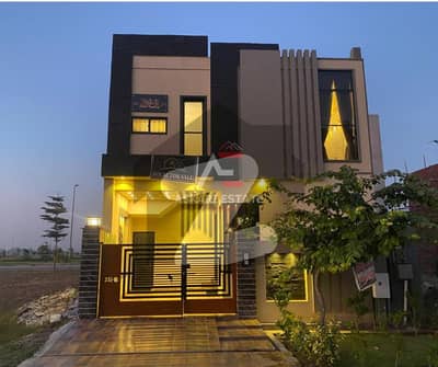 5 MARLA BRAND NEW HOUSE AVAILABLE FOR SALE (AT REASONABLE PRICE) IN ROYAL PALM CITI GUJRANWALA 5 MARLA BRAND NEW HOUSE AVAILABLE FOR SALE (AT REASONABLE PRICE) IN ROYAL PALM CITI GUJRANWALA