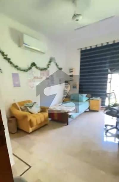 ڈی ایچ اے فیز 6 ڈی ایچ اے ڈیفینس,کراچی میں 3 کمروں کا 1 کنال زیریں پورشن 3.25 لاکھ میں کرایہ پر دستیاب ہے۔ ڈی ایچ اے فیز 6 ڈی ایچ اے ڈیفینس,کراچی میں 3 کمروں کا 1 کنال زیریں پورشن 3.25 لاکھ میں کرایہ پر دستیاب ہے۔