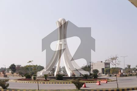 5 Marla Plot Most Beautiful Location For Sale In B Block New Lahore City Phase 3