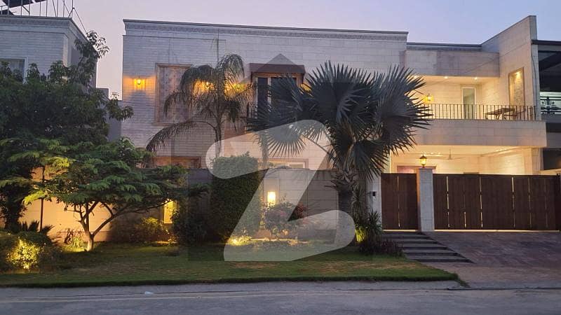 LUXURY HOUSE FOR SALE LUXURY HOUSE FOR SALE