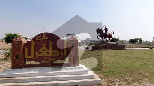 Community heights is Available for sale in Bahria Town phase 8 Community heights is Available for sale in Bahria Town phase 8