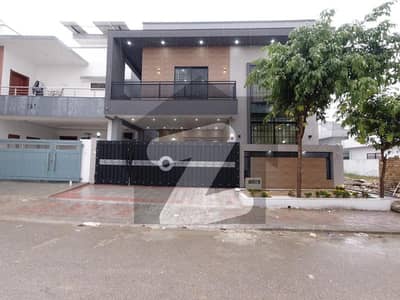 10 Marla Corner Sun face House for Sale in Top City-1 10 Marla Corner Sun face House for Sale in Top City-1
