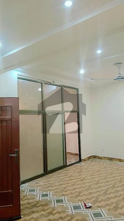 4 Marla Flat For Rent At Executive Lodges Warsak Road