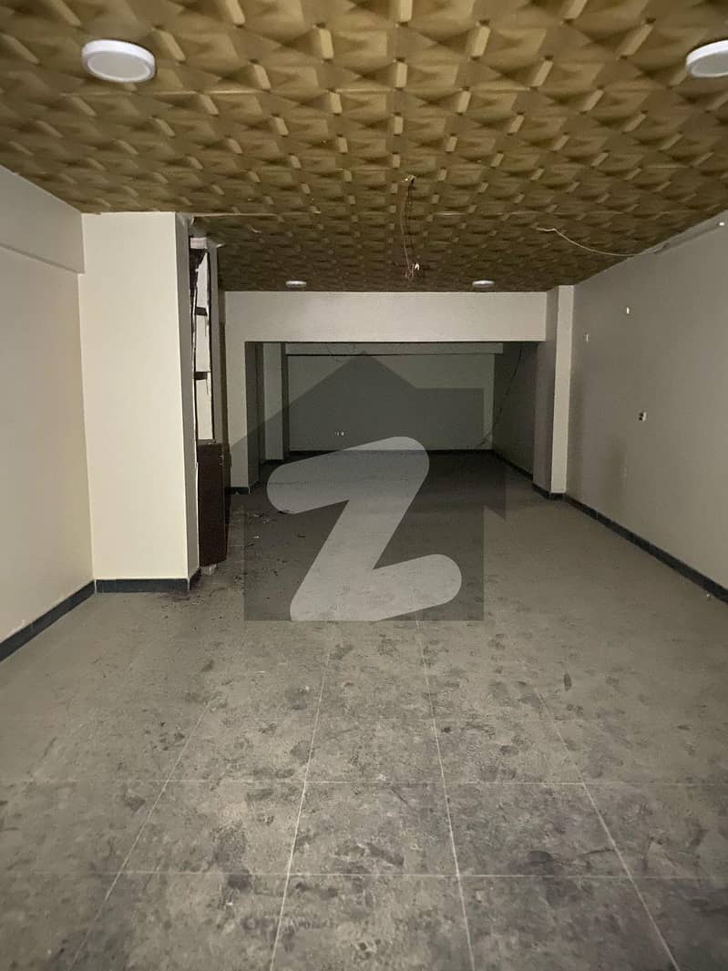 Shop For Rent With Double Height Shop For Rent With Double Height