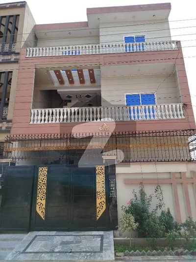 الرحمان فیز 2 - بلاک او الرحمان گارڈن فیز 2,الرحمان گارڈن,لاہور میں 5 کمروں کا 5 مرلہ مکان 1.45 کروڑ میں برائے فروخت۔ الرحمان فیز 2 - بلاک او الرحمان گارڈن فیز 2,الرحمان گارڈن,لاہور میں 5 کمروں کا 5 مرلہ مکان 1.45 کروڑ میں برائے فروخت۔
