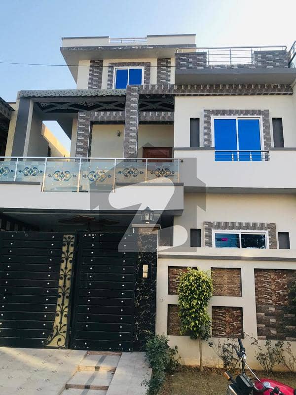 ڈی سی کالونی گوجرانوالہ میں 4 کمروں کا 8 مرلہ مکان 2.85 کروڑ میں برائے فروخت۔ ڈی سی کالونی گوجرانوالہ میں 4 کمروں کا 8 مرلہ مکان 2.85 کروڑ میں برائے فروخت۔