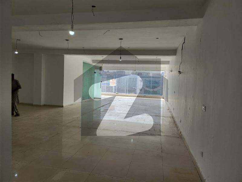 8 MARLA COMMERCIAL FLOOR PHASE 5 DHA 8 MARLA COMMERCIAL FLOOR PHASE 5 DHA