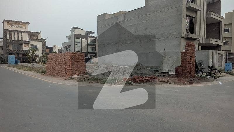 10 Marla Corner Plot In D Block For Sale Near Mosque 10 Marla Corner Plot In D Block For Sale Near Mosque