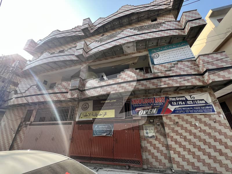 میسرائل روڈ راولپنڈی میں 10 کمروں کا 11 مرلہ مکان 3.8 کروڑ میں برائے فروخت۔ میسرائل روڈ راولپنڈی میں 10 کمروں کا 11 مرلہ مکان 3.8 کروڑ میں برائے فروخت۔