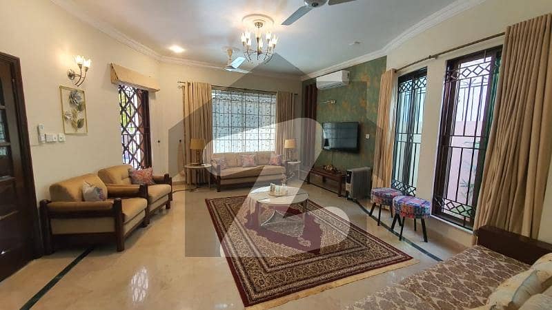 Beautiful House For Rent In F-11 Beautiful House For Rent In F-11