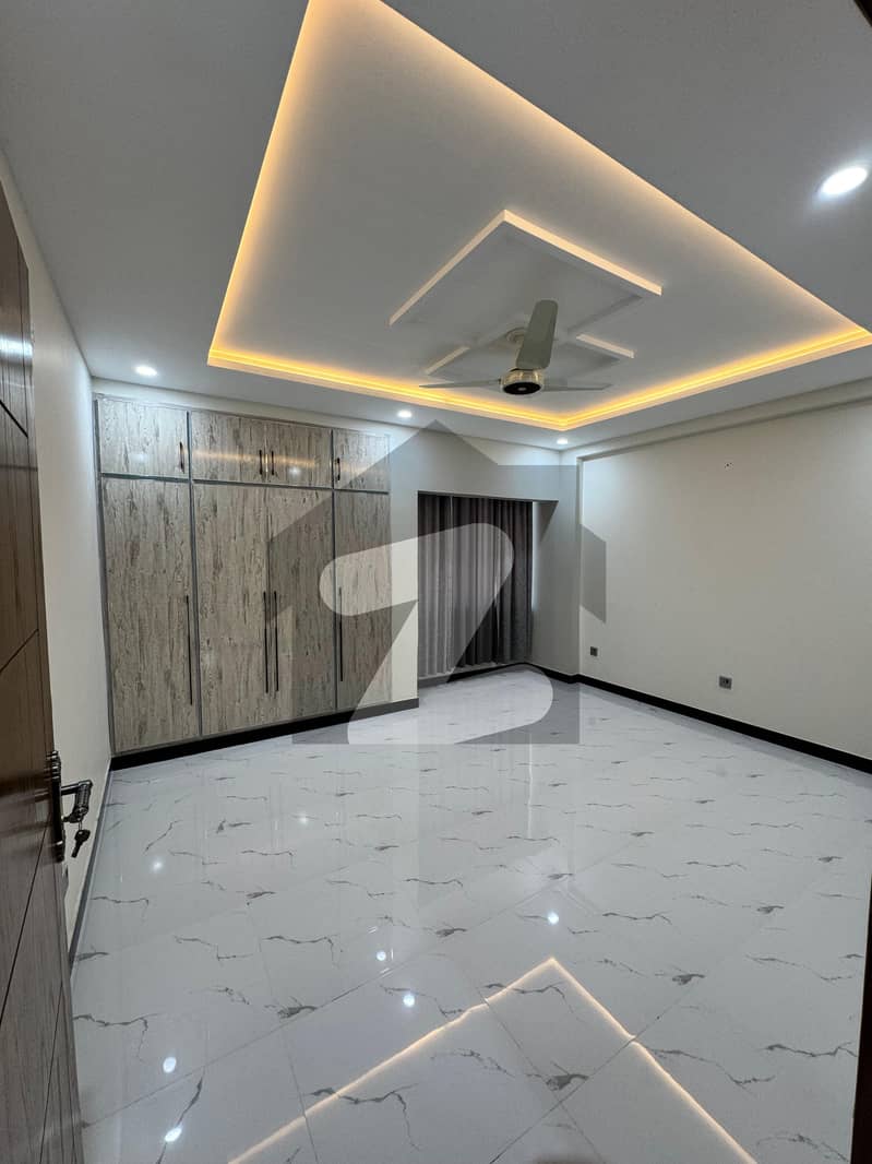 Beautiful Renovated Apartment Beautiful Renovated Apartment