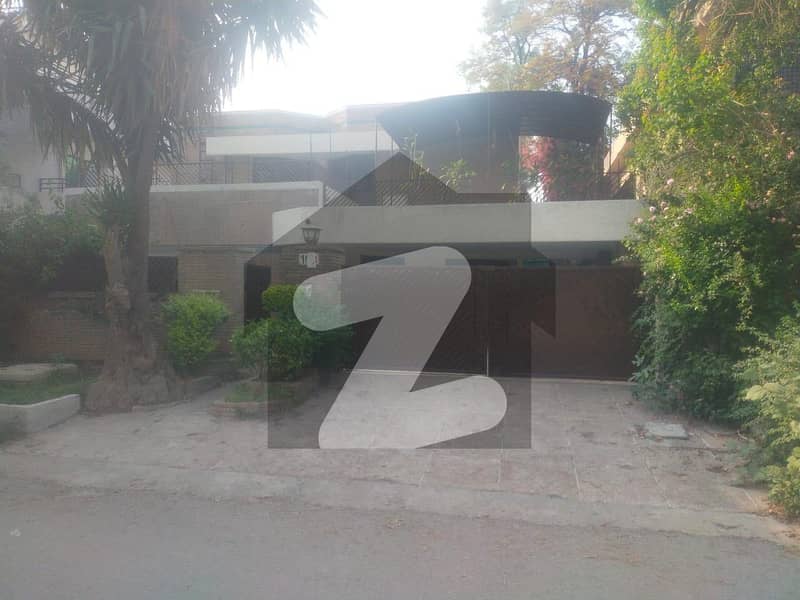 ایف ۔ 11/3 ایف ۔ 11,اسلام آباد میں 5 کمروں کا 1 کنال مکان 4.5 لاکھ میں کرایہ پر دستیاب ہے۔ ایف ۔ 11/3 ایف ۔ 11,اسلام آباد میں 5 کمروں کا 1 کنال مکان 4.5 لاکھ میں کرایہ پر دستیاب ہے۔