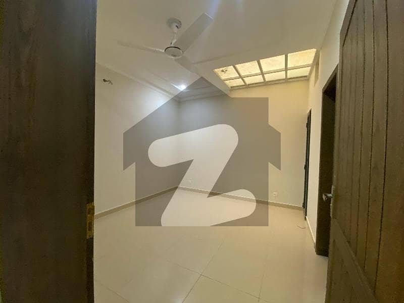 Renovated 2 Bedrooms Uppar Portion For Rent In E-11 Renovated 2 Bedrooms Uppar Portion For Rent In E-11