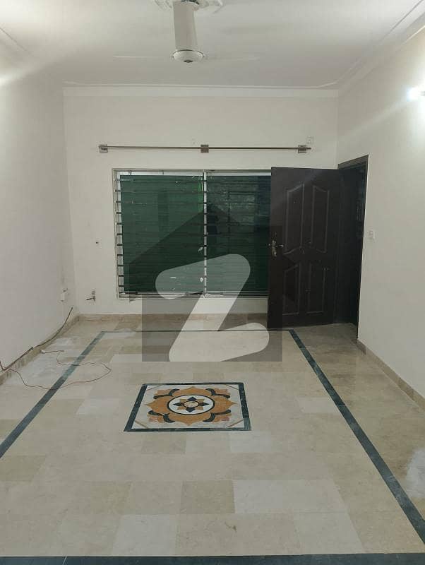 7 Marla Lower Portion Ideally Situated In G-13 7 Marla Lower Portion Ideally Situated In G-13