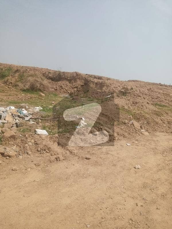 Plot Far Sale In LOP Plot Far Sale In LOP