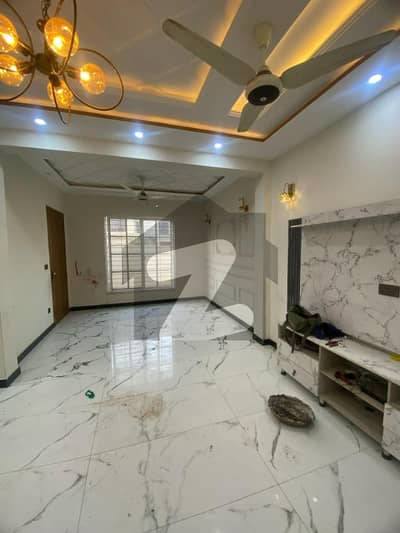 5 MARLA BRAND NEW HOUSE FOR RENT CENTRAL PARK HOUSING SCHEME Price 40K 5 MARLA BRAND NEW HOUSE FOR RENT CENTRAL PARK HOUSING SCHEME Price 40K