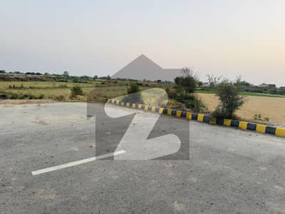 ڈی ایچ اے فیز 8 - بلاک وائے فیز 8,ڈیفنس (ڈی ایچ اے),لاہور میں 2 مرلہ کمرشل پلاٹ 1.55 کروڑ میں برائے فروخت۔ ڈی ایچ اے فیز 8 - بلاک وائے فیز 8,ڈیفنس (ڈی ایچ اے),لاہور میں 2 مرلہ کمرشل پلاٹ 1.55 کروڑ میں برائے فروخت۔