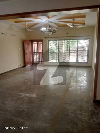 Ground portion 3 Bed 3 Bath TV lounge DD marble flooring separate Gate servent room