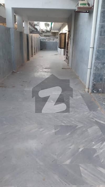 آئی ۔ 8 اسلام آباد میں 3 کمروں کا 1 کنال زیریں پورشن 1.75 لاکھ میں کرایہ پر دستیاب ہے۔