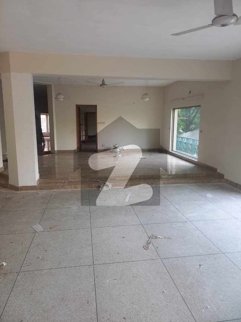 4 Kanal House For Sale In Beautiful F-6 4 Kanal House For Sale In Beautiful F-6