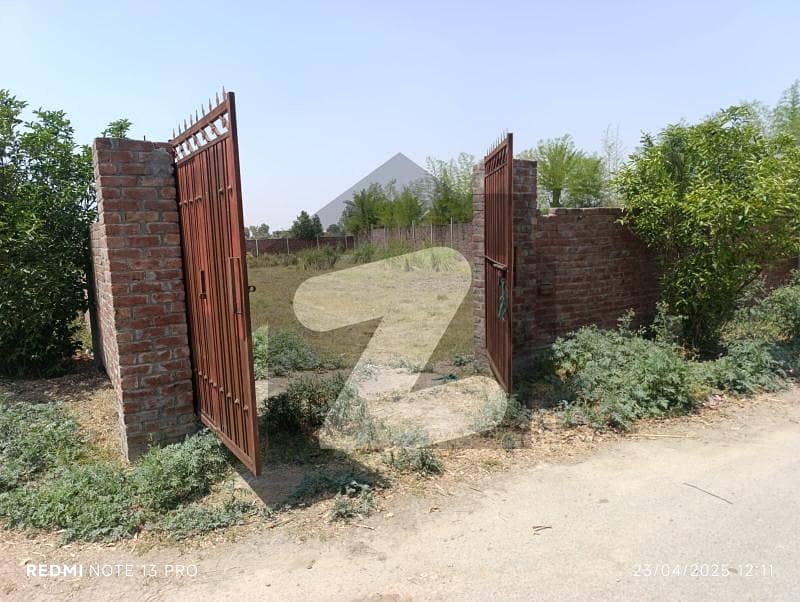 4 Kanal Full Furnished Luxury Farm House Beautiful Location 4 Kanal Full Furnished Luxury Farm House Beautiful Location